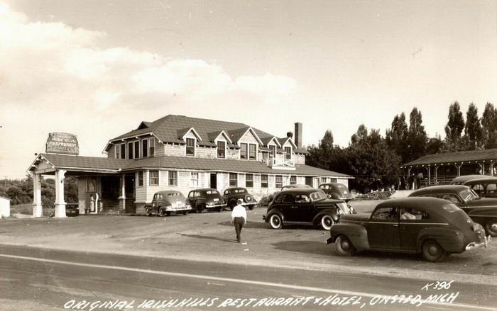 Irish Hills Restaurant & Hotel - Old Postcard